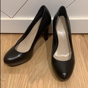 Franco Sarto Round Toe Heels
